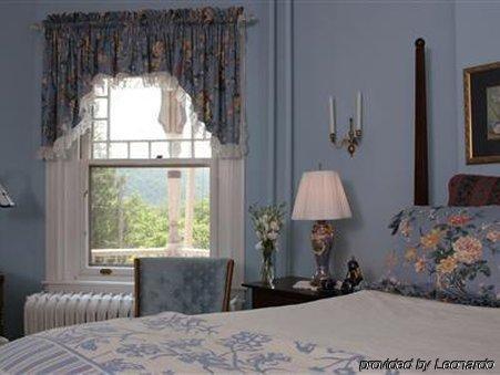 B.F. Hiestand House Bed & Breakfast Marietta Стая снимка